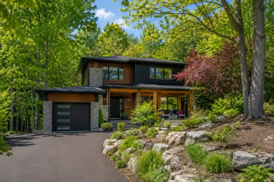 Luxury Airbnb home in Collingwood photographed for vacation rental listing