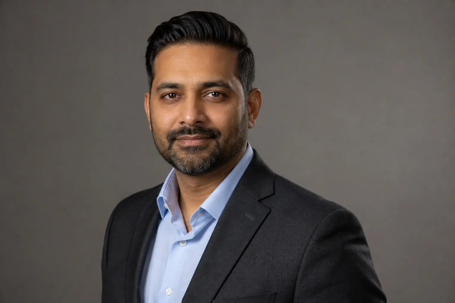 LinkedIn and business headshot in a Toronto studio